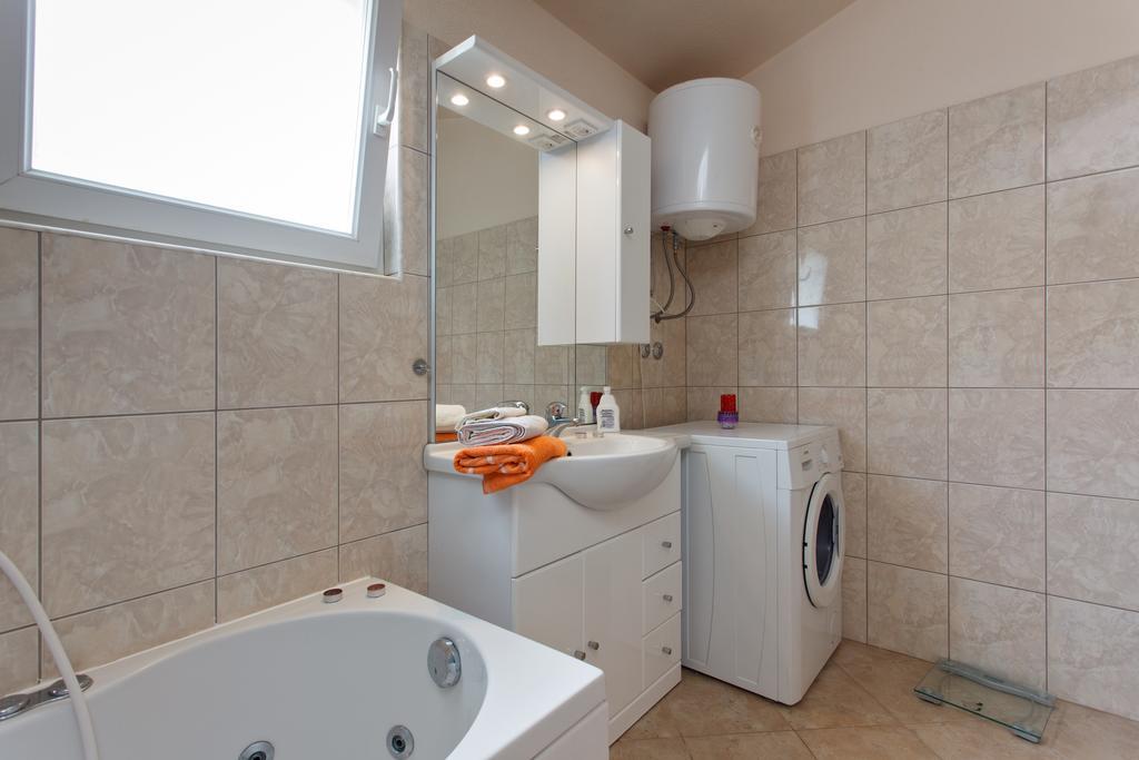 Apartment Gold Trogir Room photo